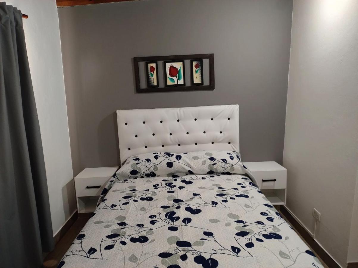 Casa Ana, Departamento Amplio A 20 ' Aeropuerto Apartment Luis Guillon Luaran gambar
